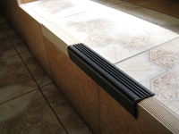 Угловая накладка на ступень 48х45 Угловая накладка на ступень 48х45